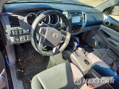 Zdjęcie 8 z 12 samochodu: 2013 TOYOTA TACOMA DOUBLE CAB VIN:5TFLU4EN2DX080444 - miniatura