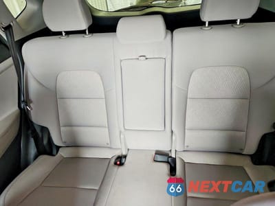 Zdjęcie 10 z 13 samochodu: 2018 HYUNDAI TUCSON SEL VIN:KM8J33A49JU607986 - miniatura