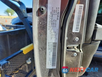 Zdjęcie 12 z 12 samochodu: 2019 CHRYSLER 300 S VIN:2C3CCAGG0KH586246 - miniatura
