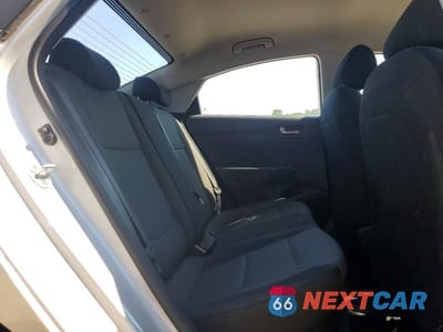 Zdjęcie 10 z 13 samochodu: 2019 HYUNDAI ACCENT SE VIN:3KPC24A30KE073404 - miniatura