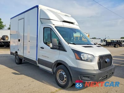 Czwarte zdjęcie samochodu z boku: 2020 FORD TRANSIT DELIVERY TRUCK VIN:1FDBW5Z82LKA95582 - miniatura