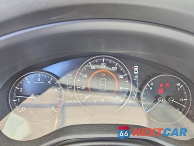 Zdjęcie 9 z 12 samochodu: 2019 MAZDA 3 SELECT VIN:JM1BPBAM9K1116456 - miniatura