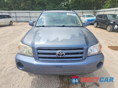 Piąte zdjęcie samochodu w środku: 2004 TOYOTA HIGHLANDER BASE VIN:JTEGP21A240021608 - miniatura