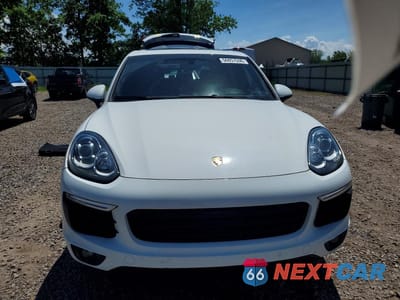 Piąte zdjęcie samochodu w środku: 2016 PORSCHE CAYENNE S VIN:WP1AB2A25GLA95480 - miniatura