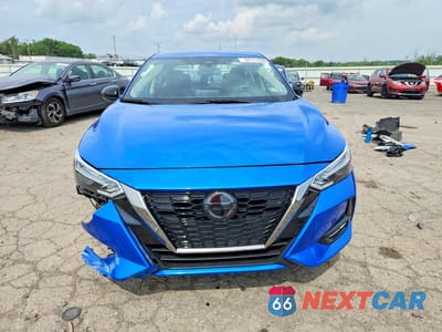 Piąte zdjęcie samochodu w środku: 2022 NISSAN SENTRA SR VIN:3N1AB8DV1NY290977 - miniatura