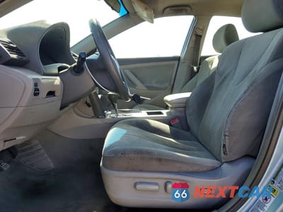 Zdjęcie 7 z 12 samochodu: 2008 TOYOTA CAMRY LE VIN:4T4BE46K18R034321 - miniatura