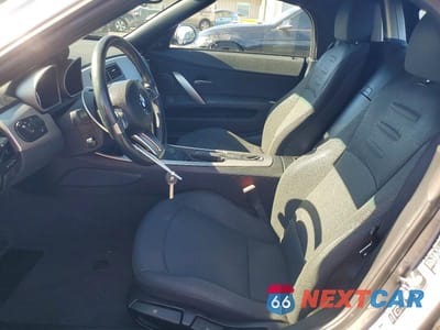Zdjęcie 7 z 12 samochodu: 2006 BMW Z4 3.0 VIN:4USBU33556LW67797 - miniatura