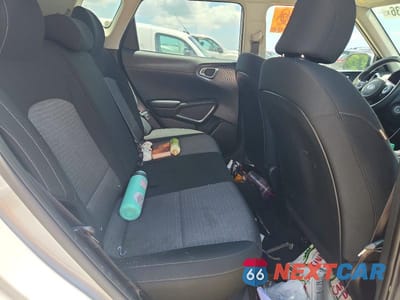 Zdjęcie 10 z 13 samochodu: 2020 KIA SOUL S VIN:KNDJ23AU6L7732940 - miniatura