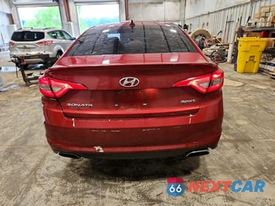 Zdjęcie 6 z 12 samochodu: 2015 HYUNDAI SONATA SPORT VIN:5NPE34AF1FH102894 - miniatura