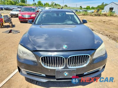 Piąte zdjęcie samochodu w środku: 2013 BMW 750 LXI VIN:WBAYF8C52DD140067 - miniatura