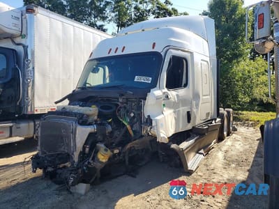 Drugie zdjęcie samochodu z przodu: 2019 FREIGHTLINER CASCADIA 116 SEMI TRUCK VIN:3AKJHPDV6KSKA4100 - miniatura