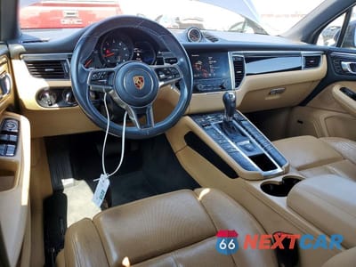 Zdjęcie 8 z 13 samochodu: 2017 PORSCHE MACAN VIN:WP1AA2A51HLB01421 - miniatura