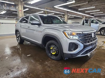 Czwarte zdjęcie samochodu z boku: 2025 VOLKSWAGEN ATLAS CROSS SPORT SE VIN:1V2WE2CA2SC225774 - miniatura