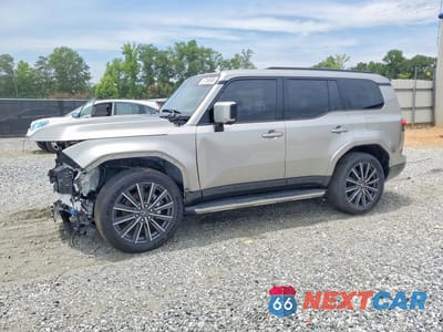 2025 LEXUS GX 550 LUXURY JTJVBCDX6S5060960 - główne zdjęcie licytacji z USA - miniatura