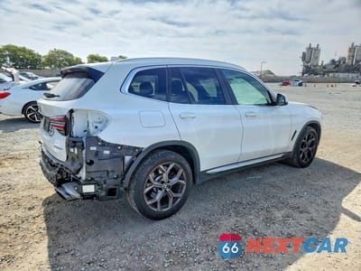 Trzecie zdjęcie samochodu z tyłu: 2022 BMW X3 SDRIVE30I VIN:5UX43DP03N9J25100 - miniatura