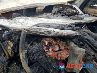 Zdjęcie 9 z 12 samochodu: 2015 VOLVO V60 PREMIER VIN:YV126MEB7F1200752 - miniatura