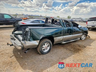 Trzecie zdjęcie samochodu z tyłu: 2002 GMC NEW SIERRA C1500 VIN:2GTEC19V421155482 - miniatura