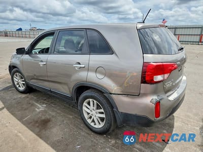 Drugie zdjęcie samochodu z przodu: 2015 KIA SORENTO LX VIN:5XYKT3A67FG657952 - miniatura