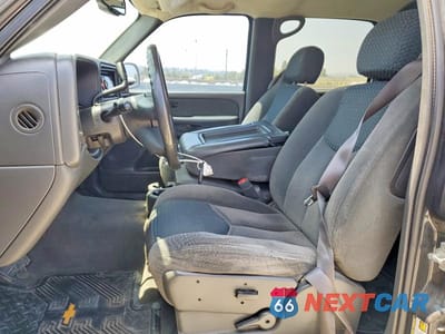 Zdjęcie 7 z 12 samochodu: 2004 CHEVROLET AVALANCHE C1500 VIN:3GNEC12T54G327030 - miniatura
