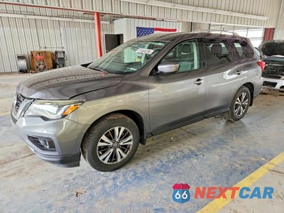 2017 NISSAN PATHFINDER S 5N1DR2MM3HC911557 - główne zdjęcie licytacji z USA - miniatura