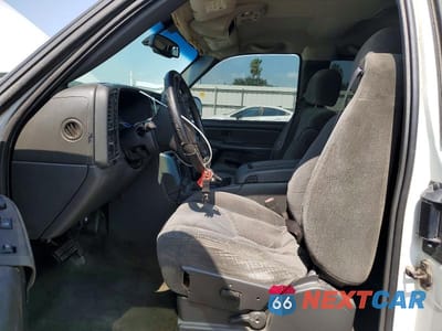 Zdjęcie 7 z 12 samochodu: 2004 CHEVROLET SILVERADO K1500 VIN:2GCEK19T941207824 - miniatura
