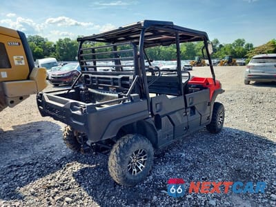 Czwarte zdjęcie samochodu z boku: 2018 KAWASAKI MULE PRO-FXT UTILITY VEHICLE VIN:JKBAFSC13JB513012 - miniatura
