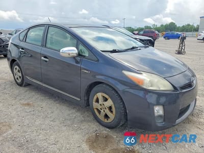 Czwarte zdjęcie samochodu z boku: 2010 TOYOTA PRIUS IV VIN:JTDKN3DUXA0046350 - miniatura