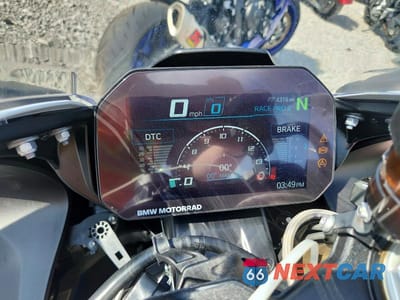 Zdjęcie 7 z 9 samochodu: 2025 BMW S 1000 RR VIN:WB10P2300S6K99604 - miniatura