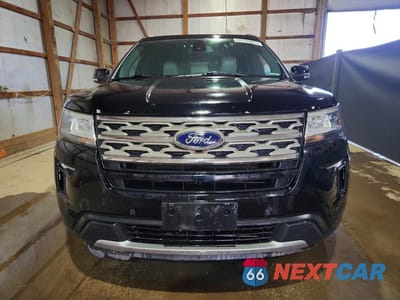 Piąte zdjęcie samochodu w środku: 2018 FORD EXPLORER XLT VIN:1FM5K8D88JGA44489 - miniatura