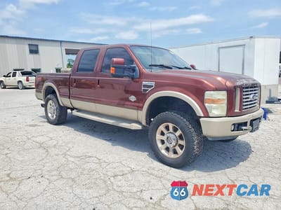 Czwarte zdjęcie samochodu z boku: 2008 FORD F250 SUPER DUTY VIN:1FTSW21R08EB12179 - miniatura
