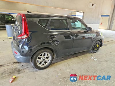 Trzecie zdjęcie samochodu z tyłu: 2020 KIA SOUL S VIN:KNDJ23AU7L7035325 - miniatura