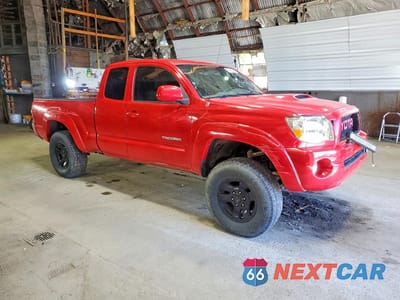 Czwarte zdjęcie samochodu z boku: 2005 TOYOTA TACOMA ACCESS CAB VIN:5TEUU42N95Z112793 - miniatura
