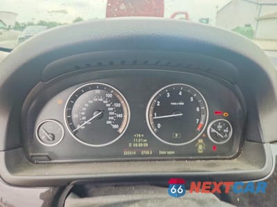 Zdjęcie 9 z 12 samochodu: 2012 BMW 535 XI VIN:WBAFU7C59CDU58225 - miniatura