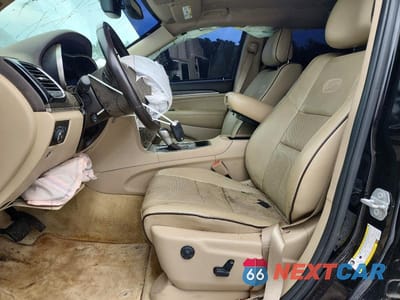 Zdjęcie 7 z 13 samochodu: 2019 JEEP GRAND CHEROKEE OVERLAND VIN:1C4RJECG0KC698928 - miniatura