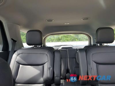 Zdjęcie 10 z 13 samochodu: 2024 FORD EXPLORER XLT VIN:1FMSK8DH5RGA41936 - miniatura