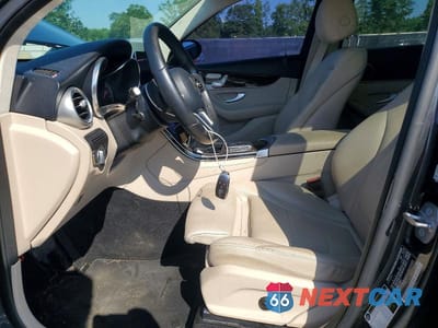 Zdjęcie 7 z 13 samochodu: 2020 MERCEDES-BENZ GLC 300 VIN:W1N0G8DB7LF780420 - miniatura