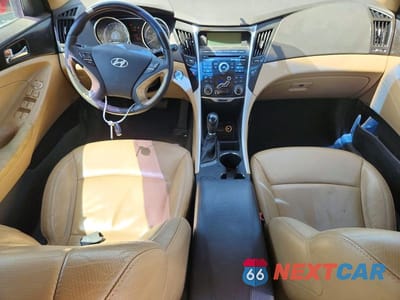 Zdjęcie 8 z 12 samochodu: 2011 HYUNDAI SONATA VIN:5NPEC4AC5BH240809 - miniatura