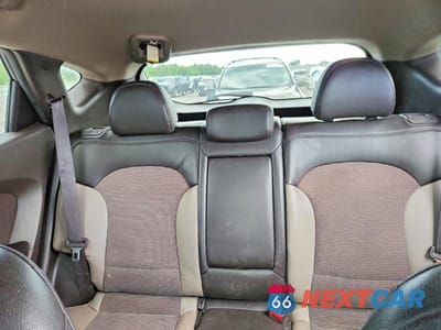 Zdjęcie 10 z 13 samochodu: 2011 HYUNDAI TUCSON GLS VIN:KM8JU3AC4BU285781 - miniatura