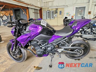 Trzecie zdjęcie samochodu z tyłu: 2023 KAWASAKI ZR900 F VIN:ML5ZRDF18PDA61455 - miniatura