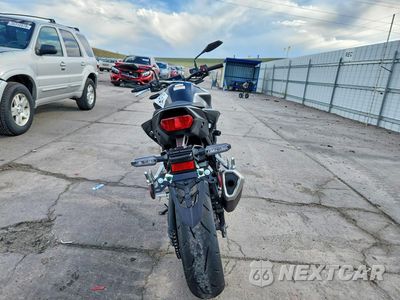 Czwarte zdjęcie samochodu z boku: 2025 HONDA CB750 A VIN:JH2RH2406SK003098 - miniatura