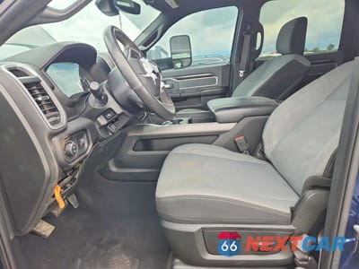 Zdjęcie 7 z 12 samochodu: 2022 RAM 2500 BIG HORN VIN:3C6UR5DJ3NG170399 - miniatura