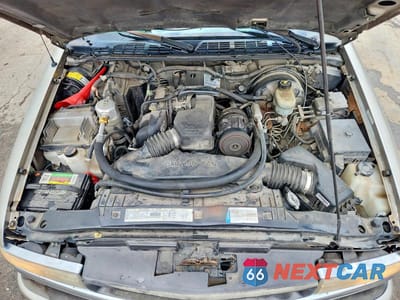 Zdjęcie 11 z 12 samochodu: 2000 CHEVROLET S TRUCK S10 VIN:1GCCS1941Y8186003 - miniatura
