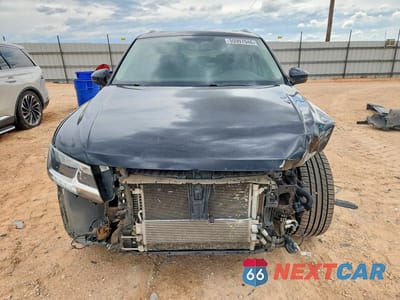 Piąte zdjęcie samochodu w środku: 2019 VOLKSWAGEN TIGUAN SE VIN:3VV2B7AX6KM029611 - miniatura