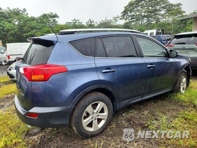 Trzecie zdjęcie samochodu z tyłu: 2014 TOYOTA RAV4 LIMITED VIN:JTMYFREV9ED033153 - miniatura