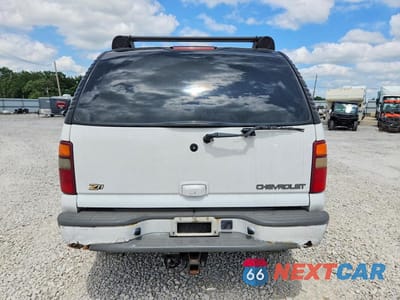 Zdjęcie 6 z 12 samochodu: 2002 CHEVROLET TAHOE K1500 VIN:1GNEK13Z02R297261 - miniatura