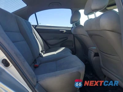 Zdjęcie 10 z 12 samochodu: 2006 HONDA CIVIC LX VIN:1HGFA165X6L003397 - miniatura