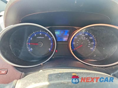 Zdjęcie 9 z 13 samochodu: 2012 HYUNDAI TUCSON GLS VIN:KM8JU3AC2CU521684 - miniatura