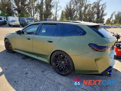 Drugie zdjęcie samochodu z przodu: 2026 BMW M5 TOURING VIN:WBS83GV09TCX03202 - miniatura