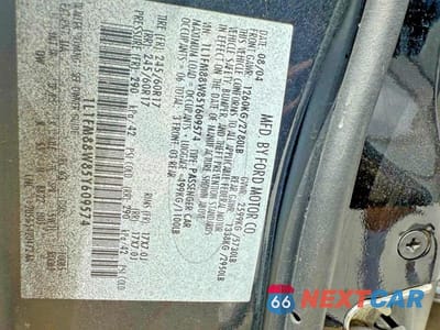 Zdjęcie 10 z 14 samochodu: 2005 LINCOLN TOWN CAR EXECUTIVE VIN:1L1FM88W85Y609574 - miniatura