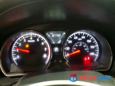 Zdjęcie 9 z 12 samochodu: 2019 NISSAN VERSA SV VIN:3N1CN7AP7KL880464 - miniatura